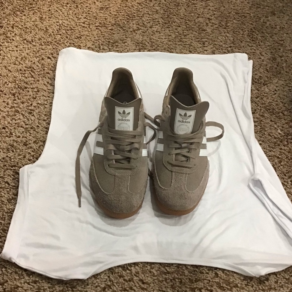 Brand New men’s 11.5 Adidas Samba shoes